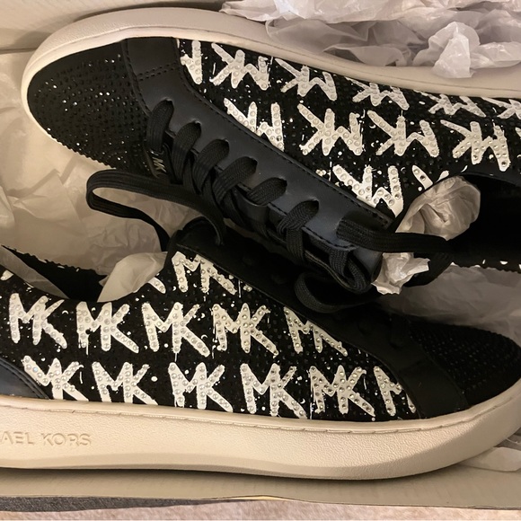 Michael Kors Catelyn Lace Up Graffiti MK Sneakers - Picture 4 of 6